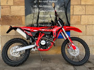 Bild 2 - 339736386 RR 4T 125 LC ENDURO RR125 - AM LAGER