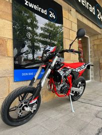Bild 6 - 340410849  RR 4T 125 LC SUPERMOTO - AM LAGER -