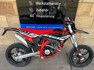 Bild 2 - 340410849  RR 4T 125 LC SUPERMOTO - AM LAGER -