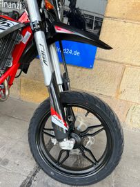 Bild 12 - 340410849  RR 4T 125 LC SUPERMOTO - AM LAGER -