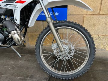 Bild 10 - 347601531 RR 2T 50 RR50 ENDURO - LAGER