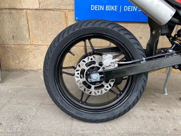 Bild 9 - 347602082 RR 2T 50 SPM SUPERMOTO RR50