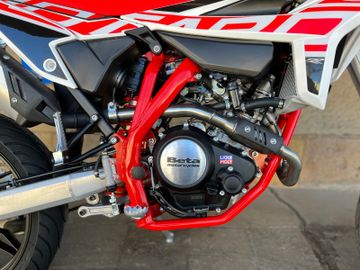 Bild 7 - 347971703 RR 4T 125 LC SUPERMOTO RR125 - AM LAGER